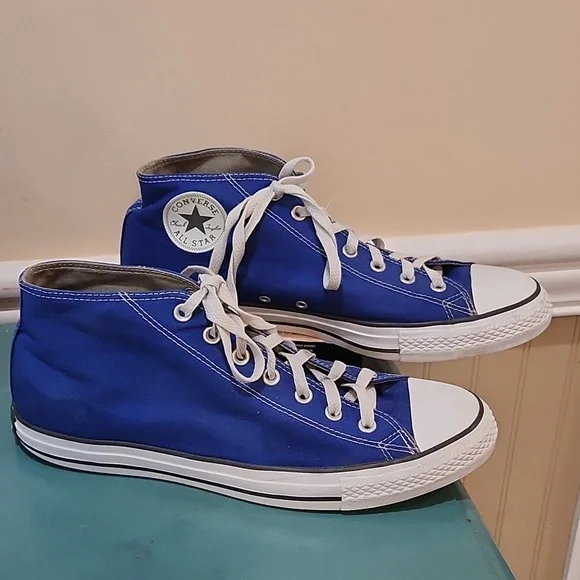 Converse All Stars hightops men's size 12 women's size 14 - Picture 1 of 9
